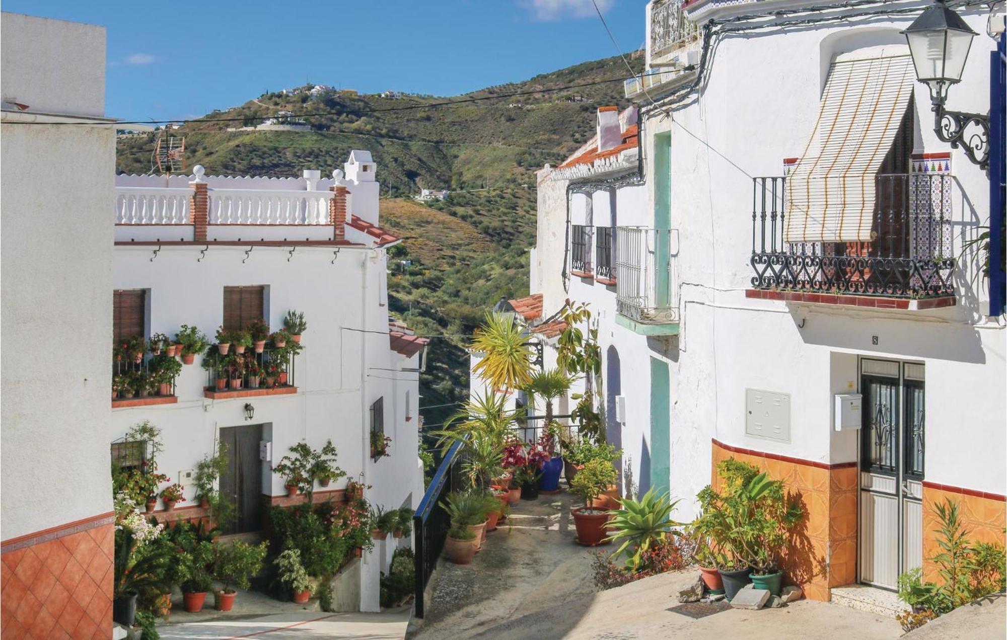Nice Home In Canillas De Albaida With Wifi Exterior photo